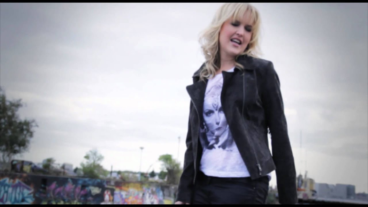 Leonie Meijer - Niemand Als Jij (Official Music Video)