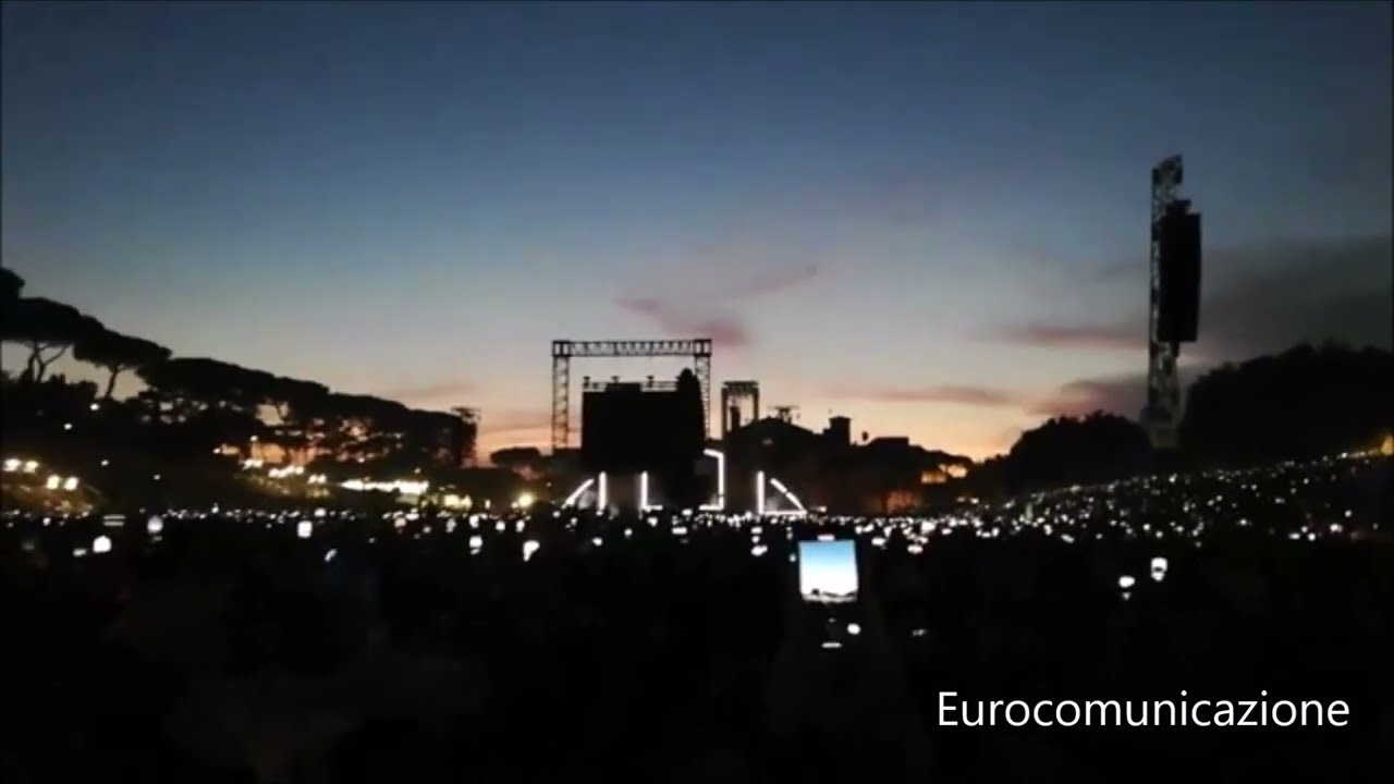 Il concerto di Ultimo al Circo Massimo, «Finalmente torno a casa»