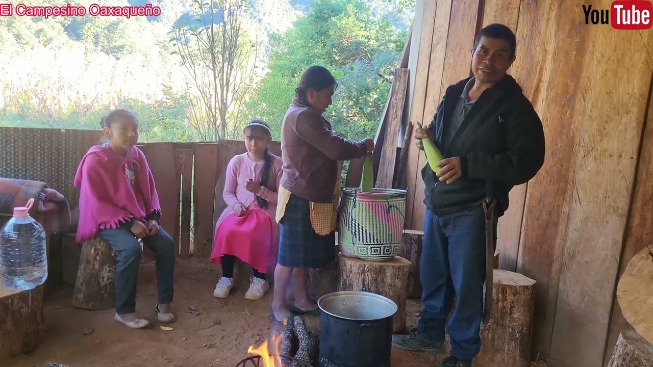 ✅️😃En nuestra casita del campo pusimos a cocer ricos elotes para disfrutarlos en familia 