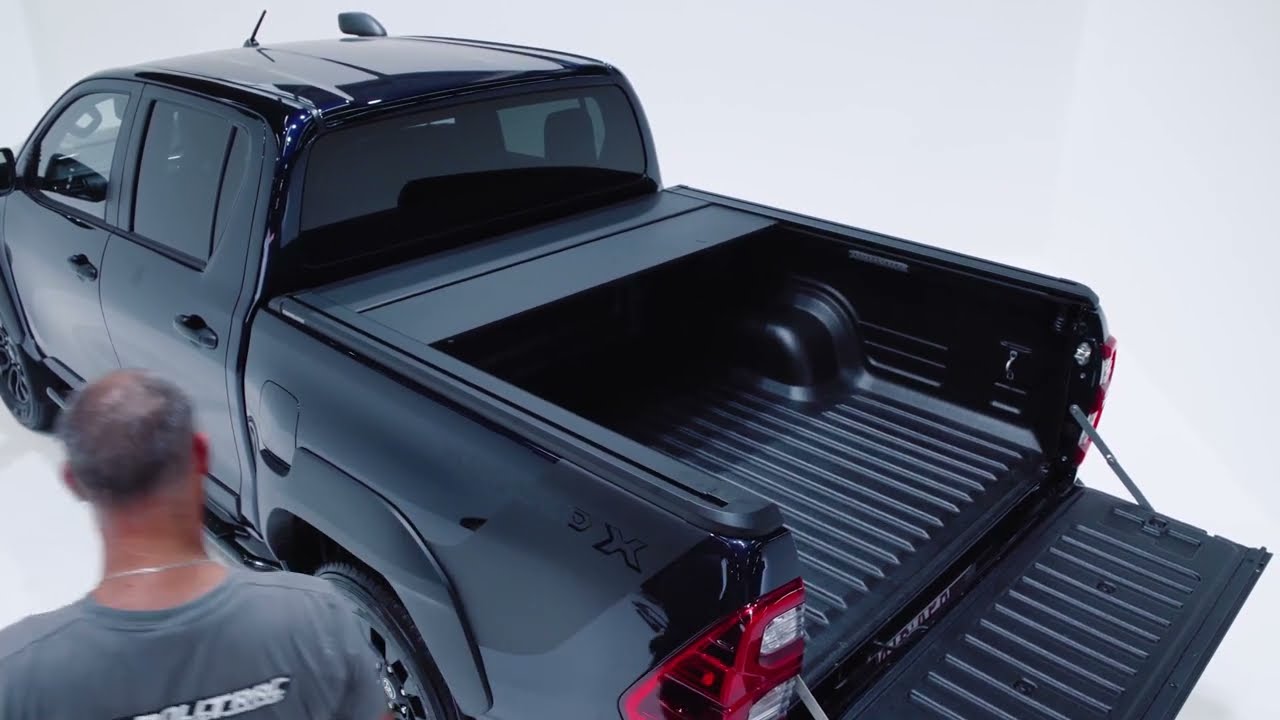 EGR RollTrac Electric Toyota Hilux MY 2015+ - Installation video
