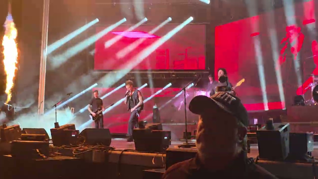 Papa Roach Last Resort Live at Syracuse 2025