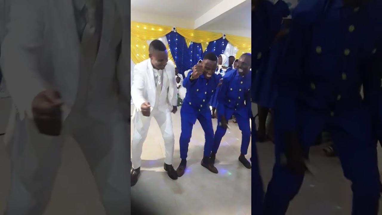 NKEMBO DOS DAMOS DE COMPANHIA NO CASAMENTO DO DOS SANTOS E ZITA..IMG_204220211112_215243