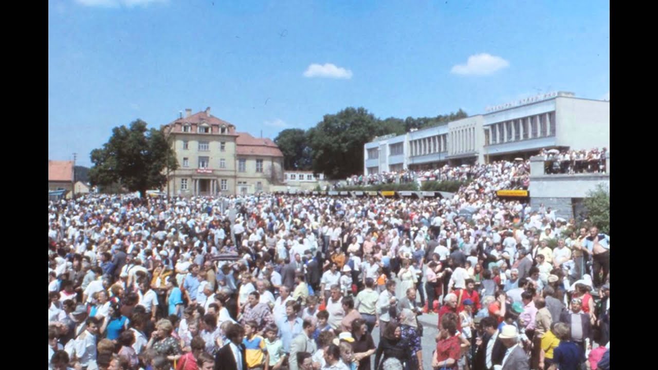 Velehrad 1985 a 2015
