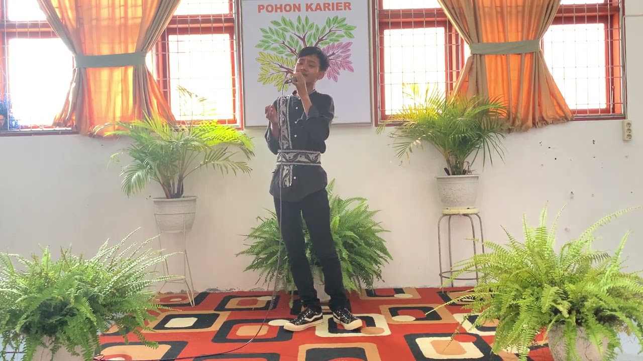 VOCAL SOLO PUTRA Azizi AlSaf SMA Negeri 1 Muara Batu Kabupaten Aceh Utara Aceh