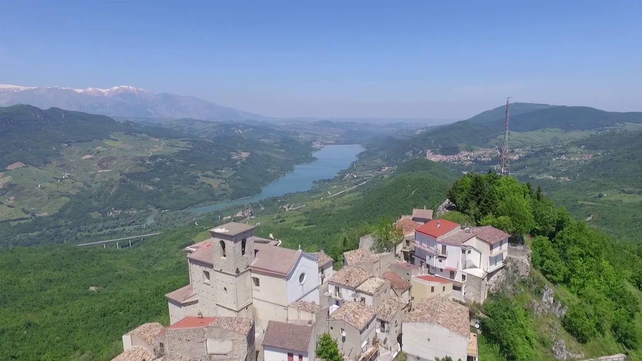 Monteferrante. Borghi autentici.