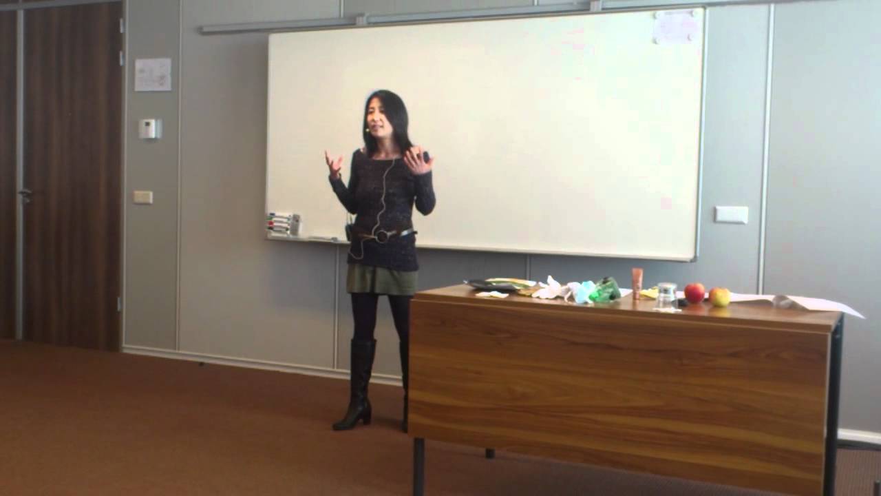 Julia Kang, 100% gifvrij, demo van haar lezing