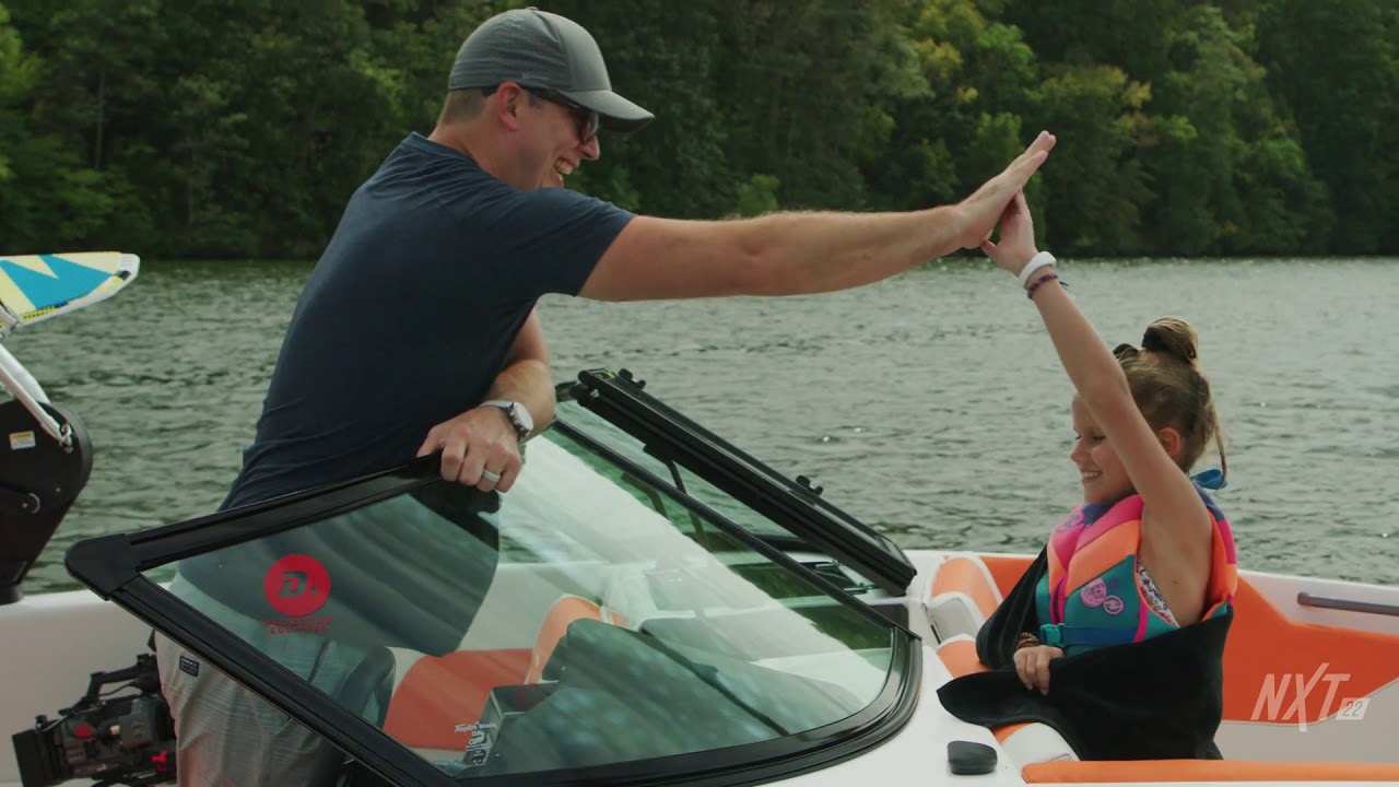 2021 MasterCraft NXT22 | Product Review