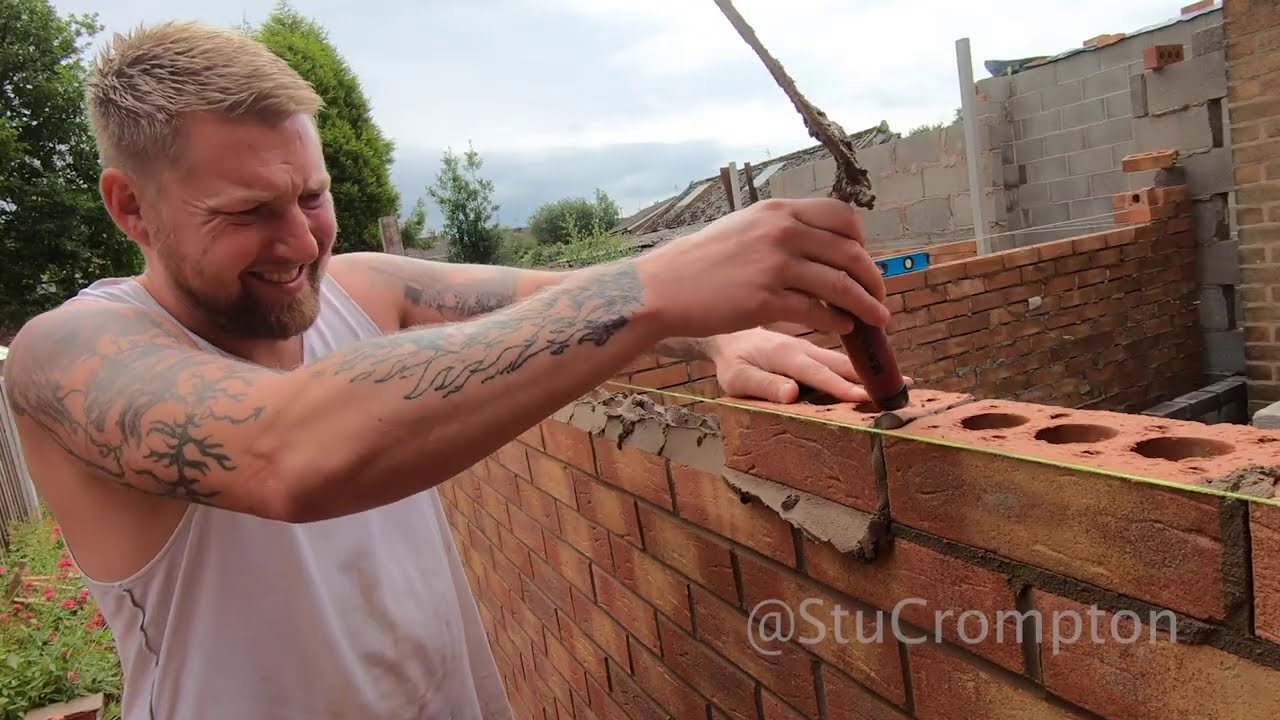 Bricklayers at Work - Laying Bricks