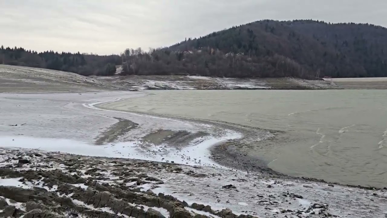 Najbardziej wyschnięte jezioro w Polsce - Klimkówka  24.11.2024 (GORLICE24.PL)