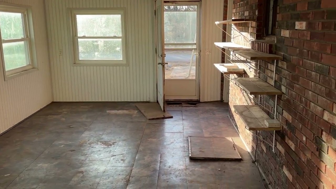 201 Pine St.-Humboldt @ Online Auction 