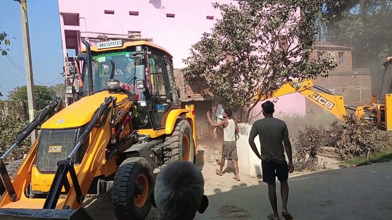बिहार में घर टूटना स्टार्ट हो गया नीतीश और मोदी जोड़ी हिट हो रहा वीडियो 😭😭😭😭#viral #tranding #