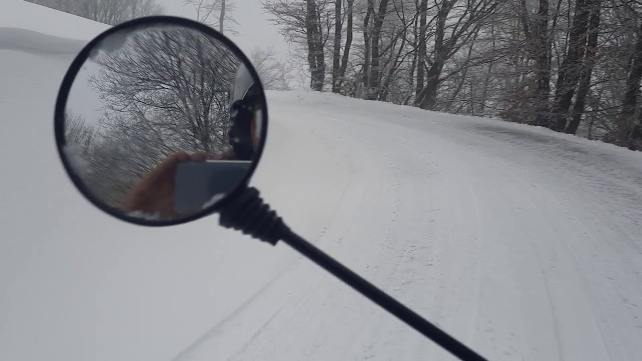 Moto sulla neve ? Catene, chiodi, calze o Superalce?