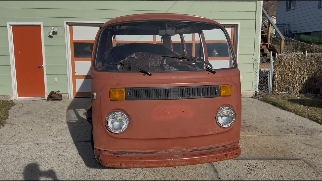 VW Van Restore - 1 : Sunroof removal