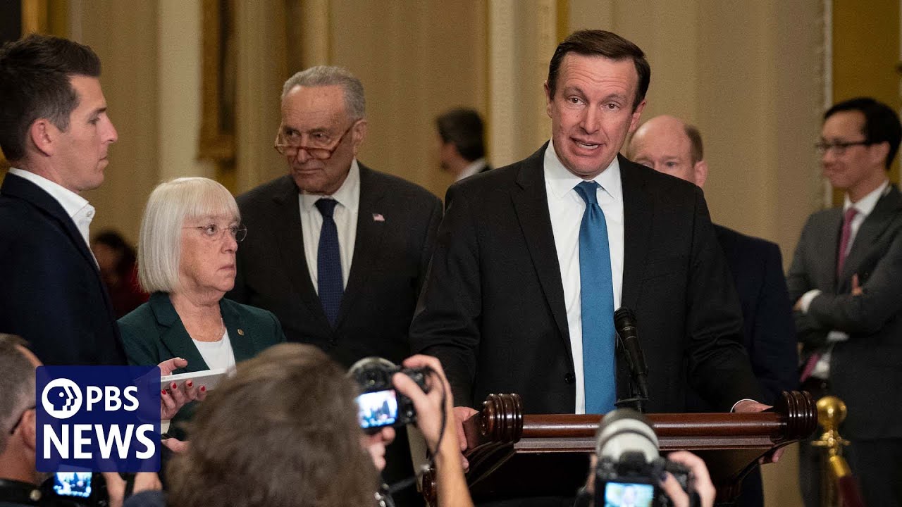 WATCH LIVE: Senate Democrats hold news briefing on Trump's crypto meme coin dinner
