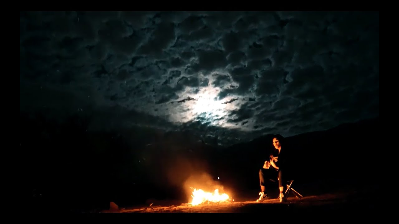 Talulah Neira - Rayos de Luna (Video Oficial)