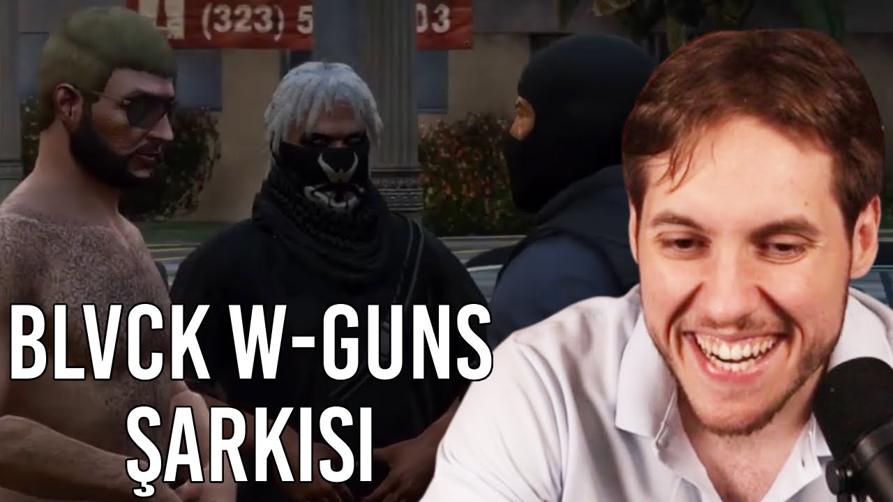 RRaenee, &ldquo;BLVCK W-GUNS&rdquo; Şarkısını Dinliyor
