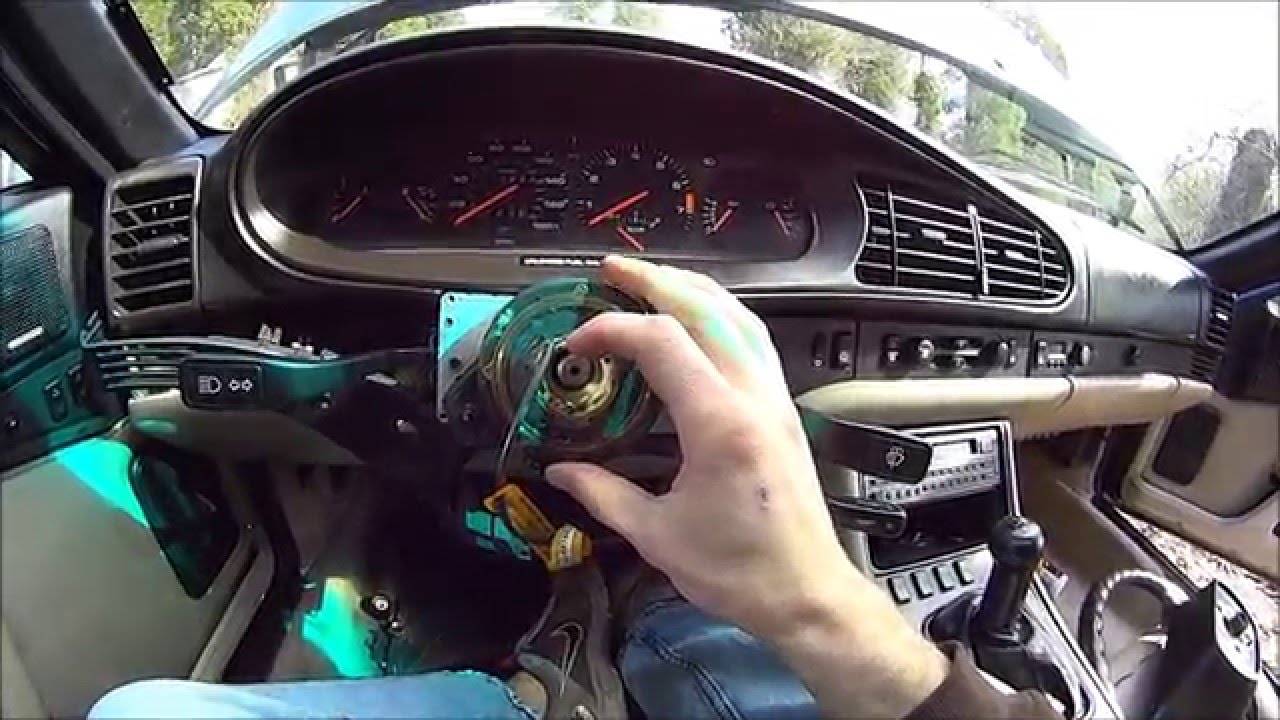 944 STEERING WHEEL, airbag, blinker switch REMOVAL and CLOCK ALIGNMENT