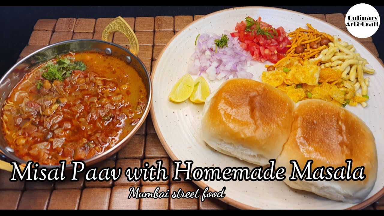 Misal Paav with Homemade Masala | Kolhapuri Misal | कोल्हापूरी मिसळ पाव | Maharashtrian Street Food