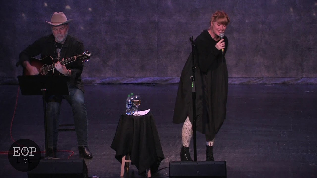 Leigh Nash 