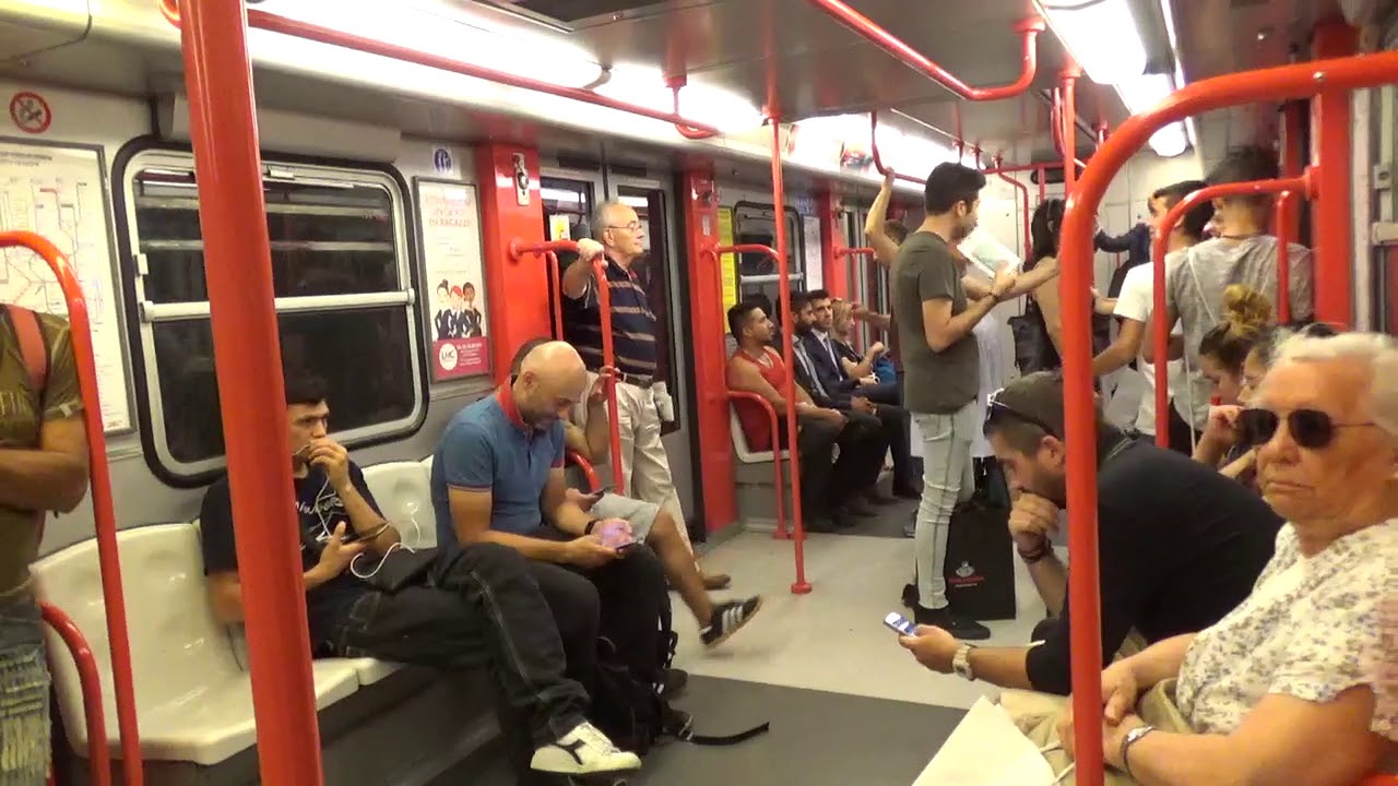 Journey on the M1 Line HRI Leonardo 708 from Duomo to Sesto Marelli