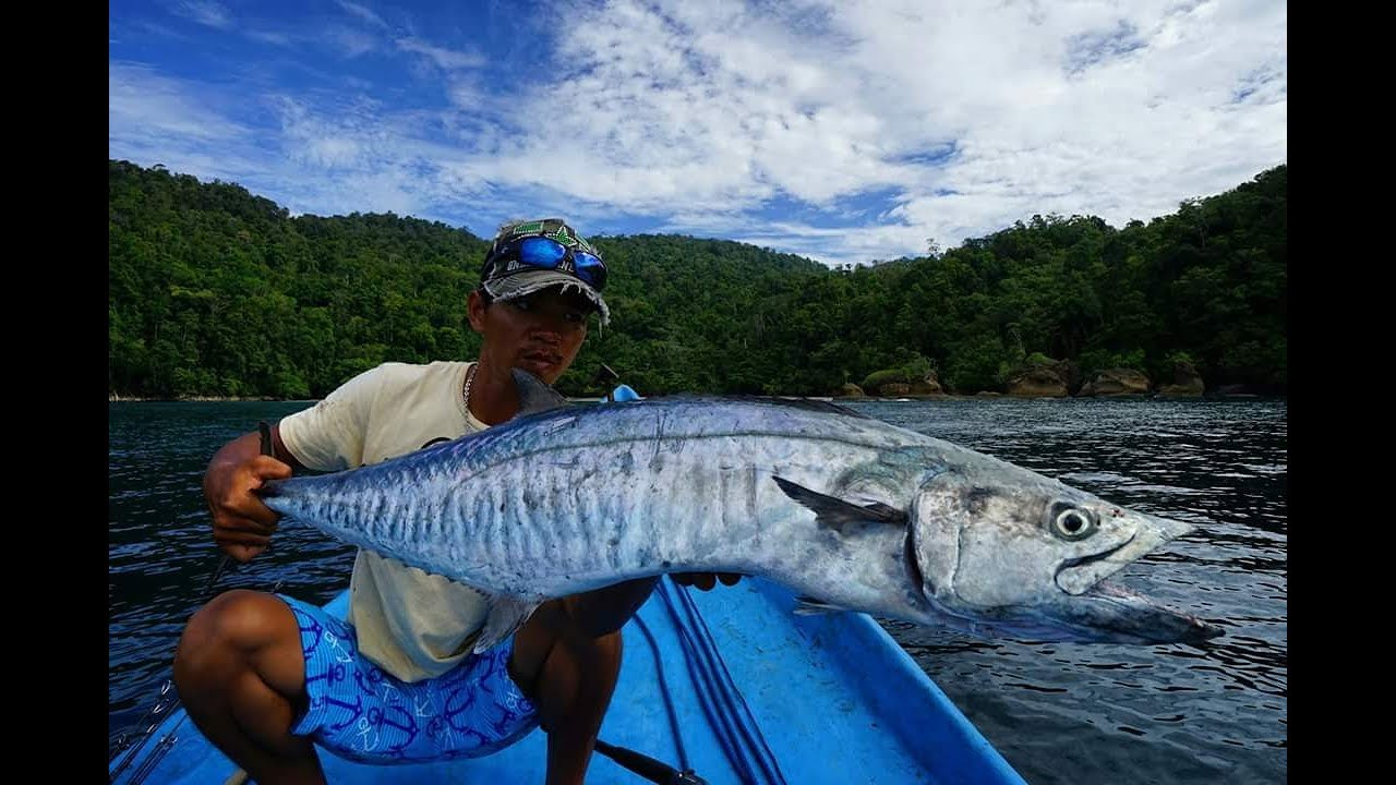 Topwater Mackerel with Gong Lei