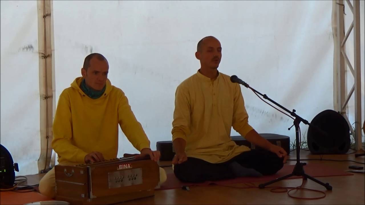 Saraswati ma lakshmi ki jaya jaya