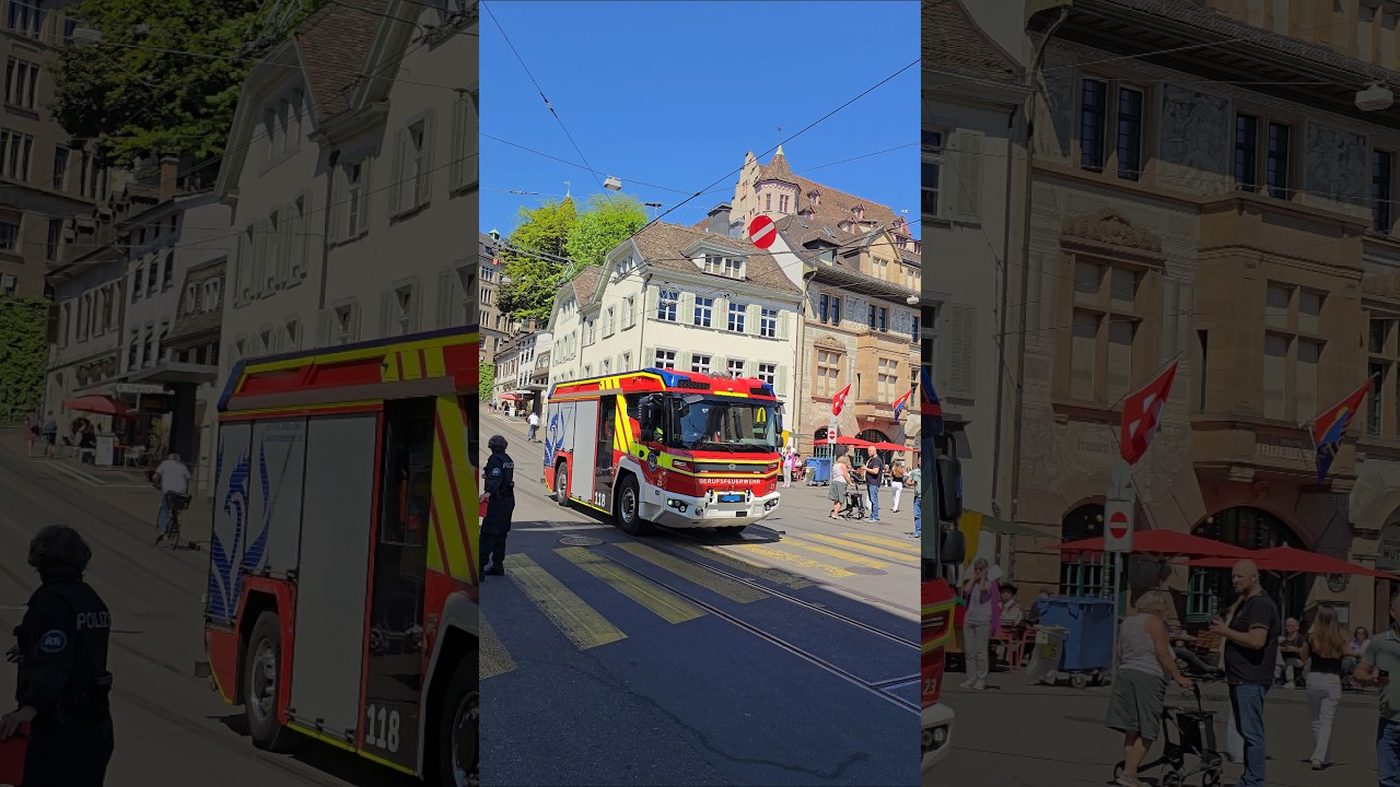 Feuerwehr mit Blaulichtfahrt in Basel Schweiz🇨🇭#feuerwehr #112 #blaulicht #city #shorts #yt