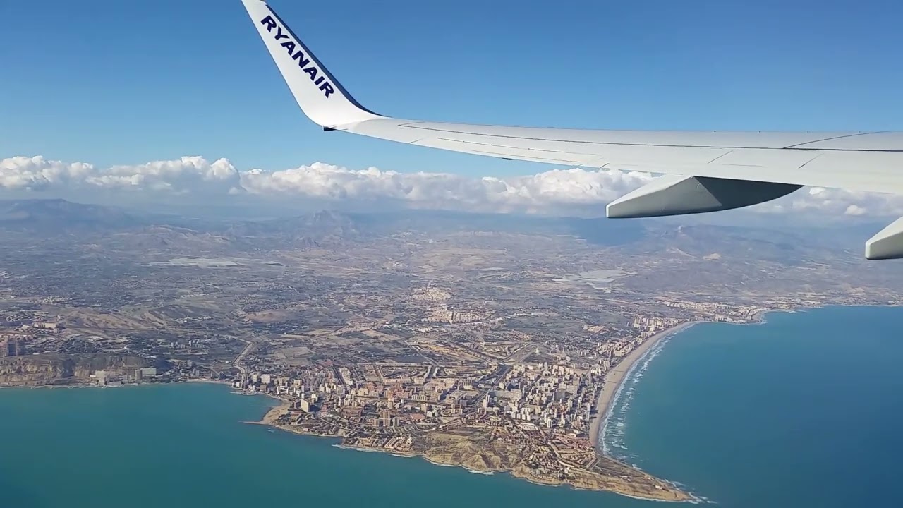 Ryanair Flight from Alicante, Spain to Dublin, Ireland, take off, landing and a bit in the middle.