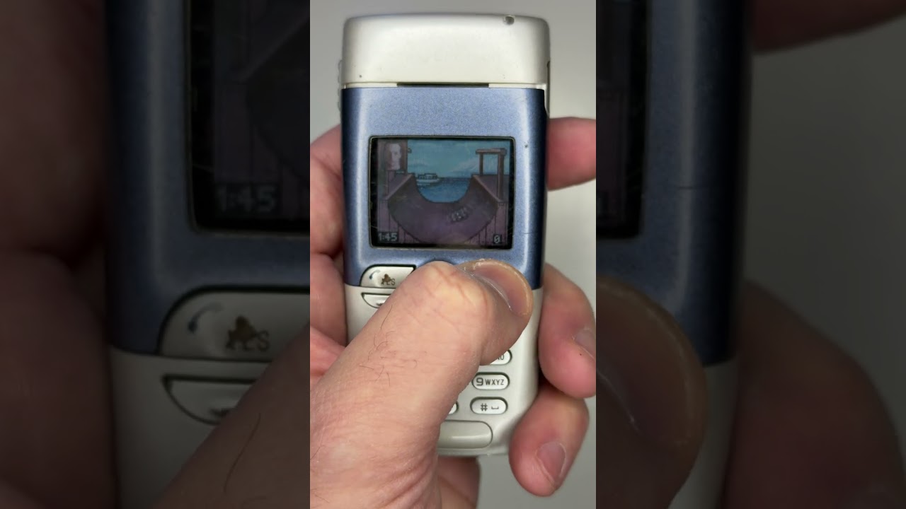 Nostalgia phone: (2003) Sony Ericsson T310 - early 2000s vibes