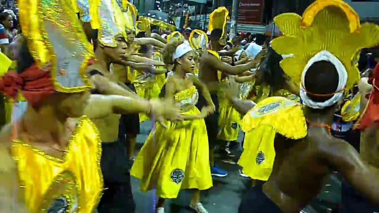Bloco Afro Okambi 2a parte - Carnaval Salvador de Bahia 2016