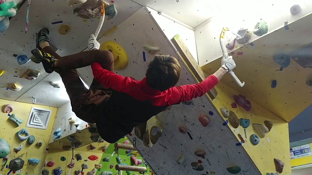 Indoor drytooling training