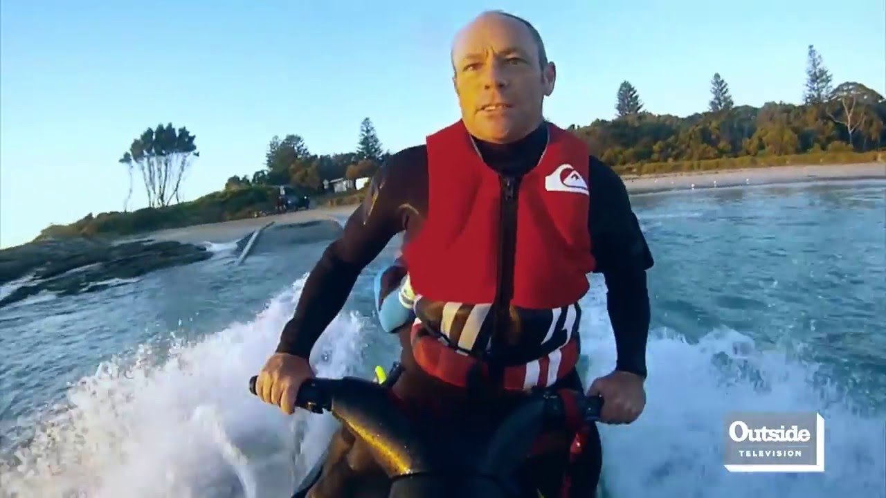 Storm Surfers: Tow-In Surfing the South Coast Bombie