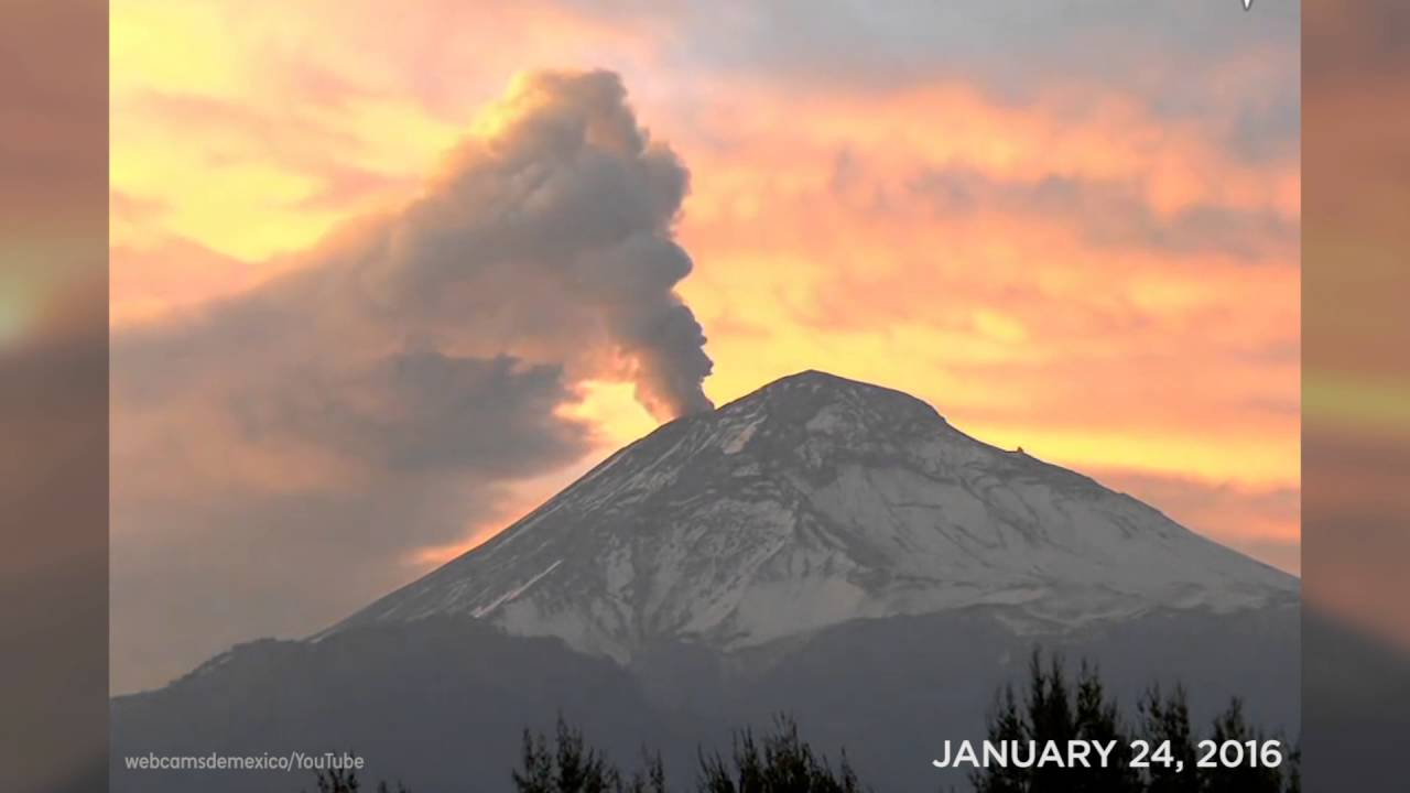 Popocatepetl spews ash and smoke near Mexico City