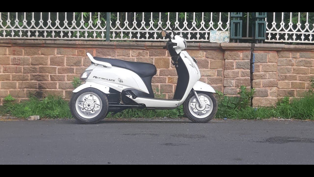 SUZUKI ACCESS MOPED CONVERT IN 3 WHEELER BIKE FOR HANDICAPED SENIOR CITIZEN...!