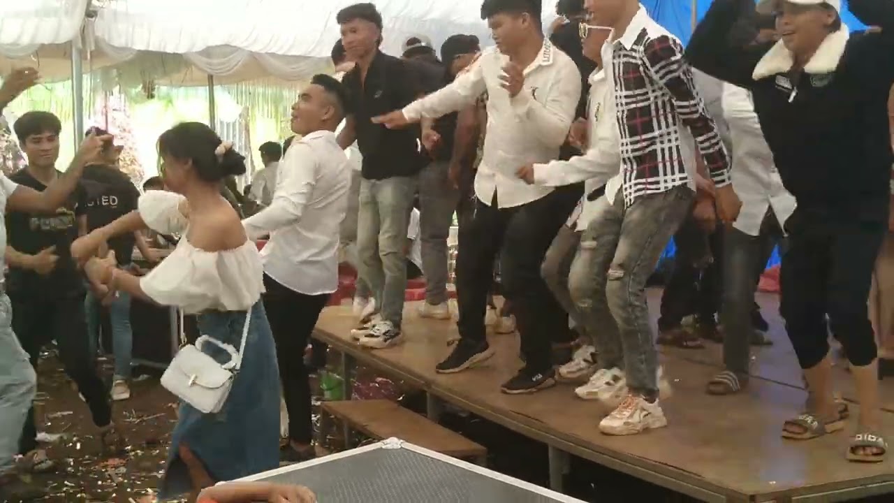 nhạc đam cửợi rẳt sỗi đong