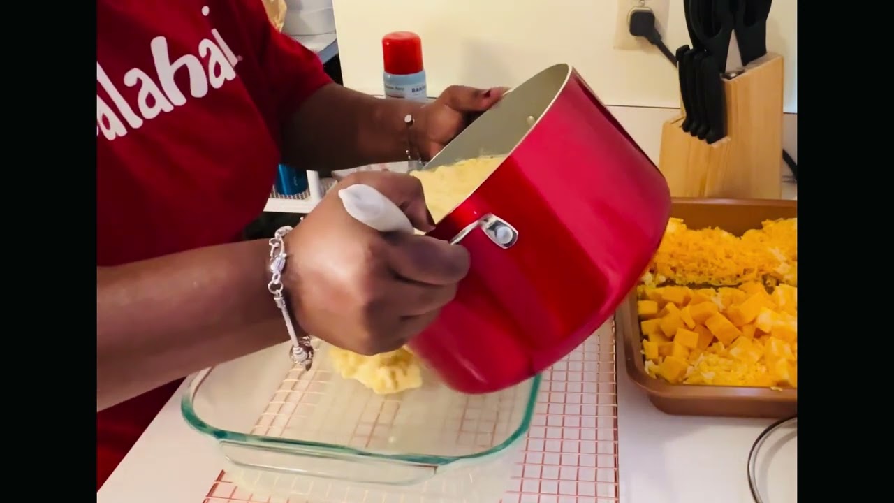Angela’s Southern Baked Creamy & Cheesiest Mac & Cheese 🧀