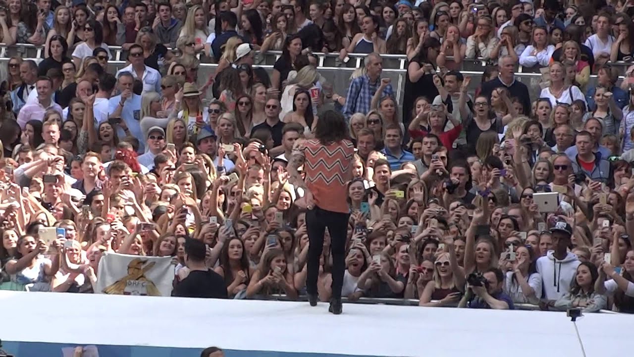 One Direction - Girl Almighty - Capital FM Summertime Ball 2015