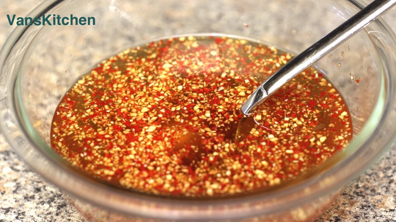 Cach lam nuoc cham (Vietnamese dipping sauce)