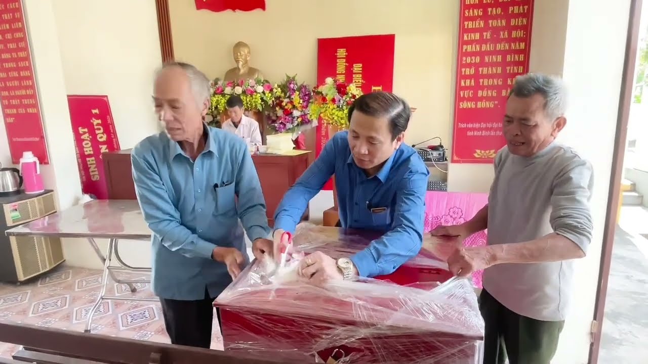 25/25 TỔ BẦU CỬ HOÀN THÀNH TRANG TRÍ KHÁNH TIẾT VÀ TUYÊN TRUYỀN TRỰC QUAN