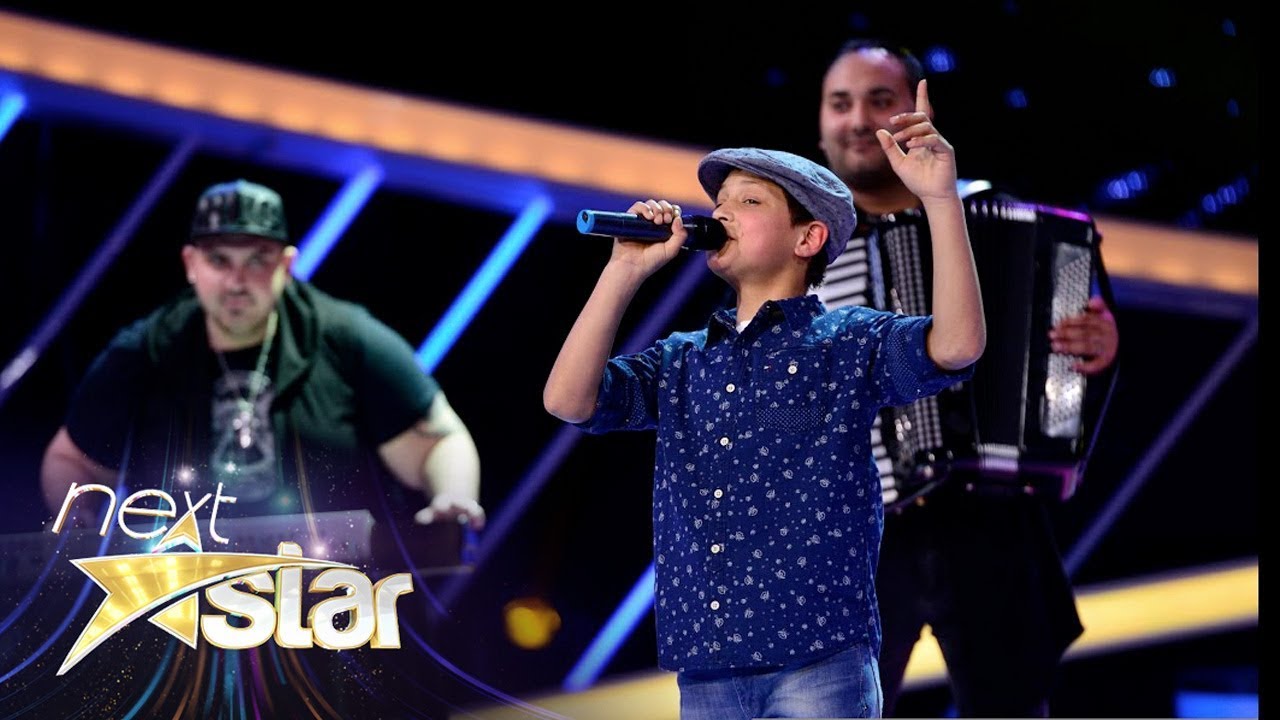 Vezi cum interpretează Bulgăraş melodia 