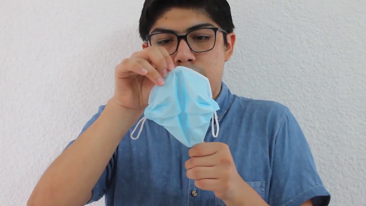 Tips para evitar que se empañen tus lentes al usar cubrebocas.