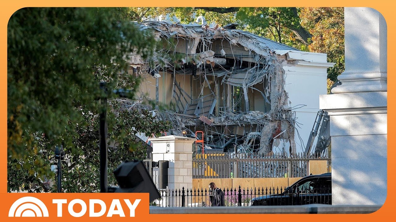 Crews Begin Tearing Down WH East Wing for Trump Ballroom