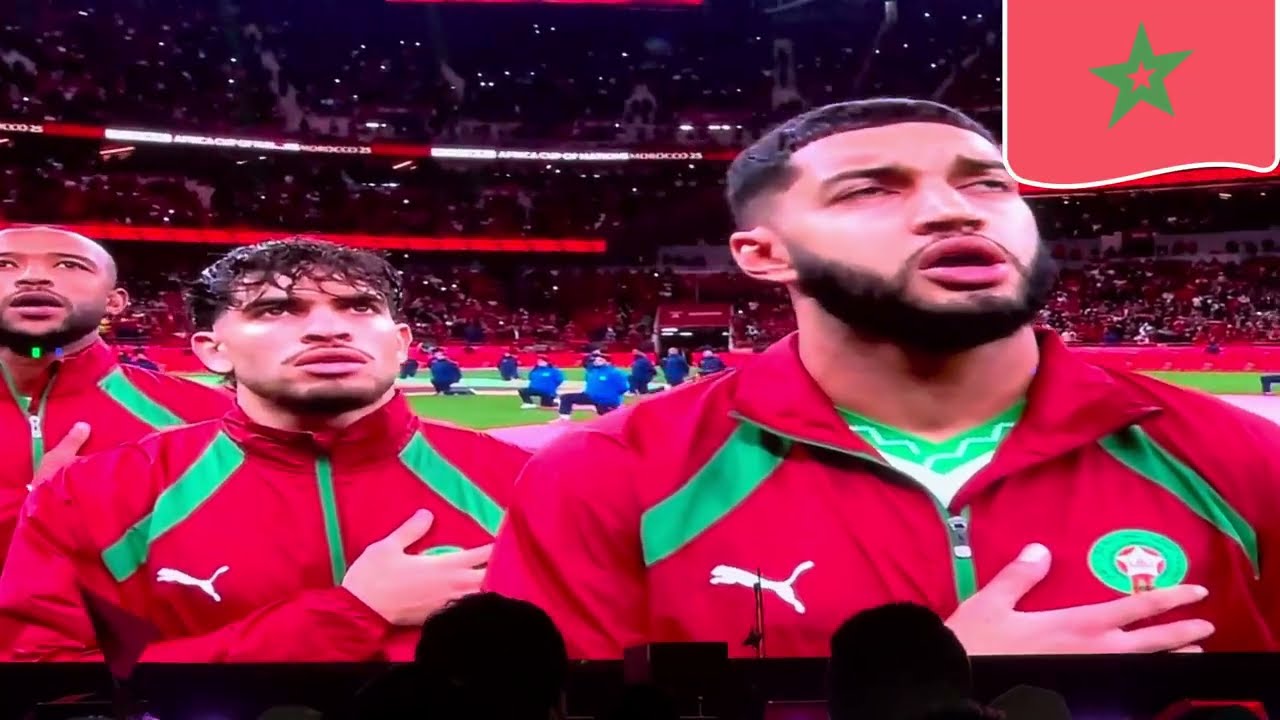 أداء النشيد الوطني لحظة فخر و اعتزاز