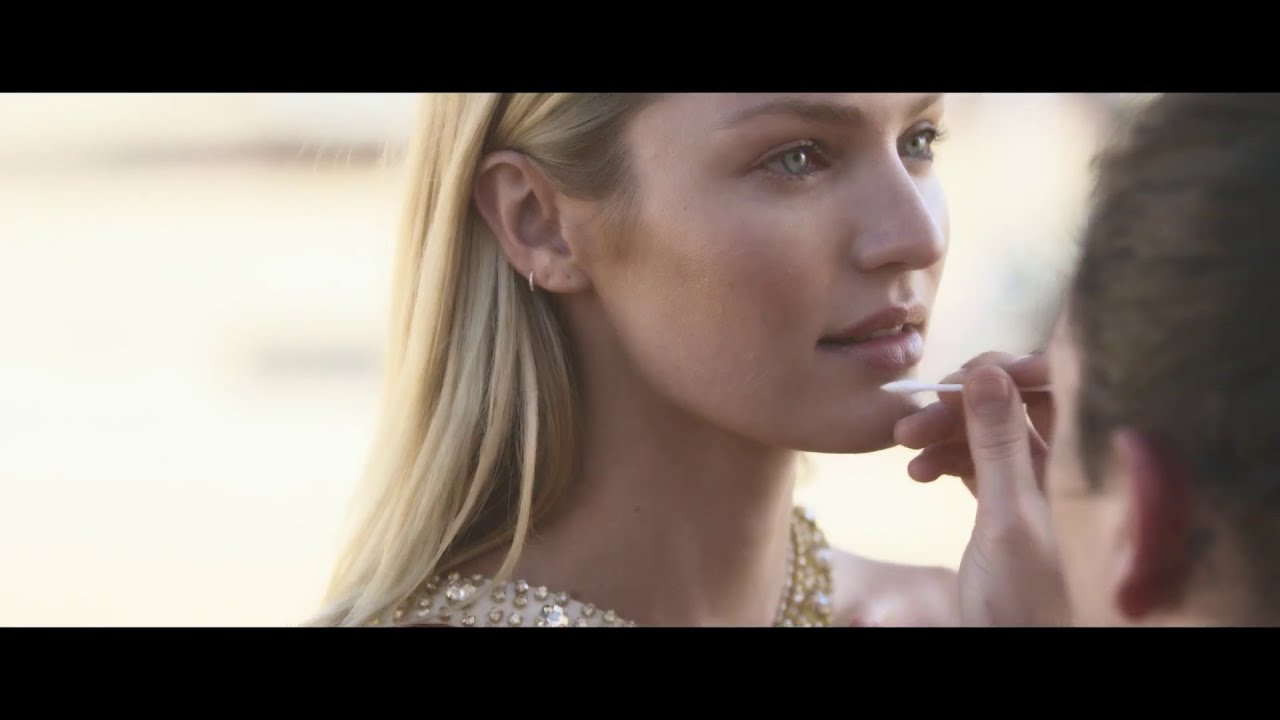 GIVENCHY DALIA DIVINE BEHIND THE ESCENES