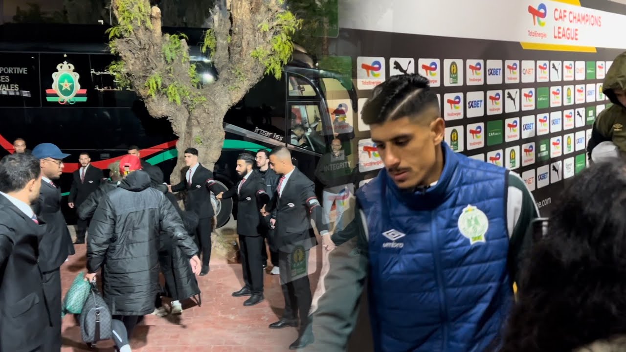 خروج لاعي الرجاء من الملعب الشرفي بمكناس وسط استهزاء بعض جماهير الجيش
