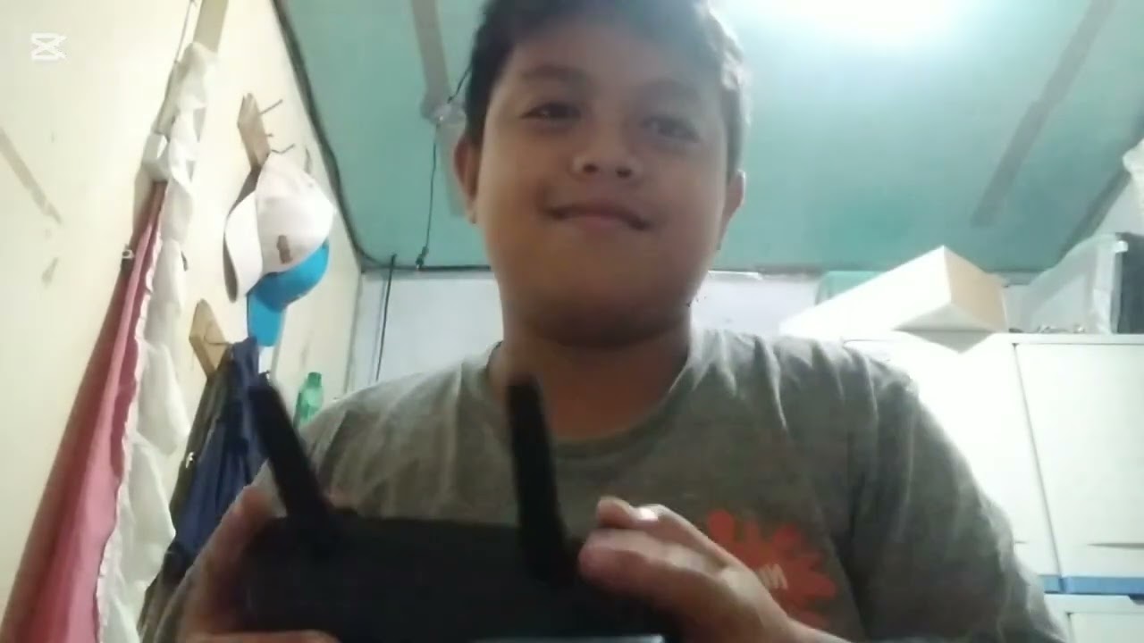 Unboxing A p12 pro Drone