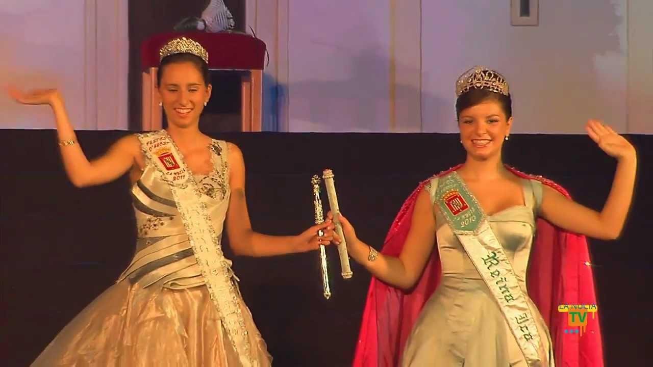 Elena Llorens Aznar fue coronada como Reina Festes d'Agost de La Nucía 2011