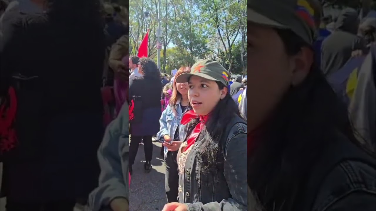 Sin venezolanos se manifiestan afuera de la embajada de EEUU