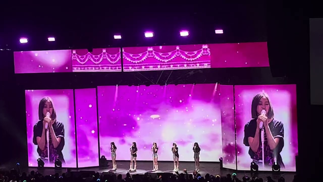 DOMINO - ITZY ‘CHECKMATE’ Tour in Phoenix Arizona 221029