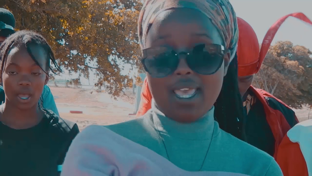 Eev - Game (Official Music Video)
